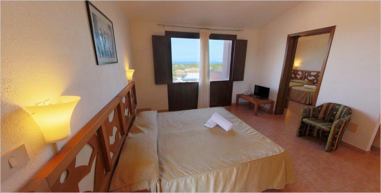 Club Esse Gallura Aglientu Ngoại thất bức ảnh