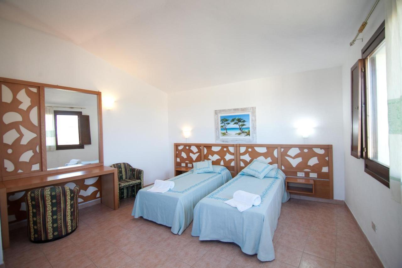 Club Esse Gallura Aglientu Ngoại thất bức ảnh
